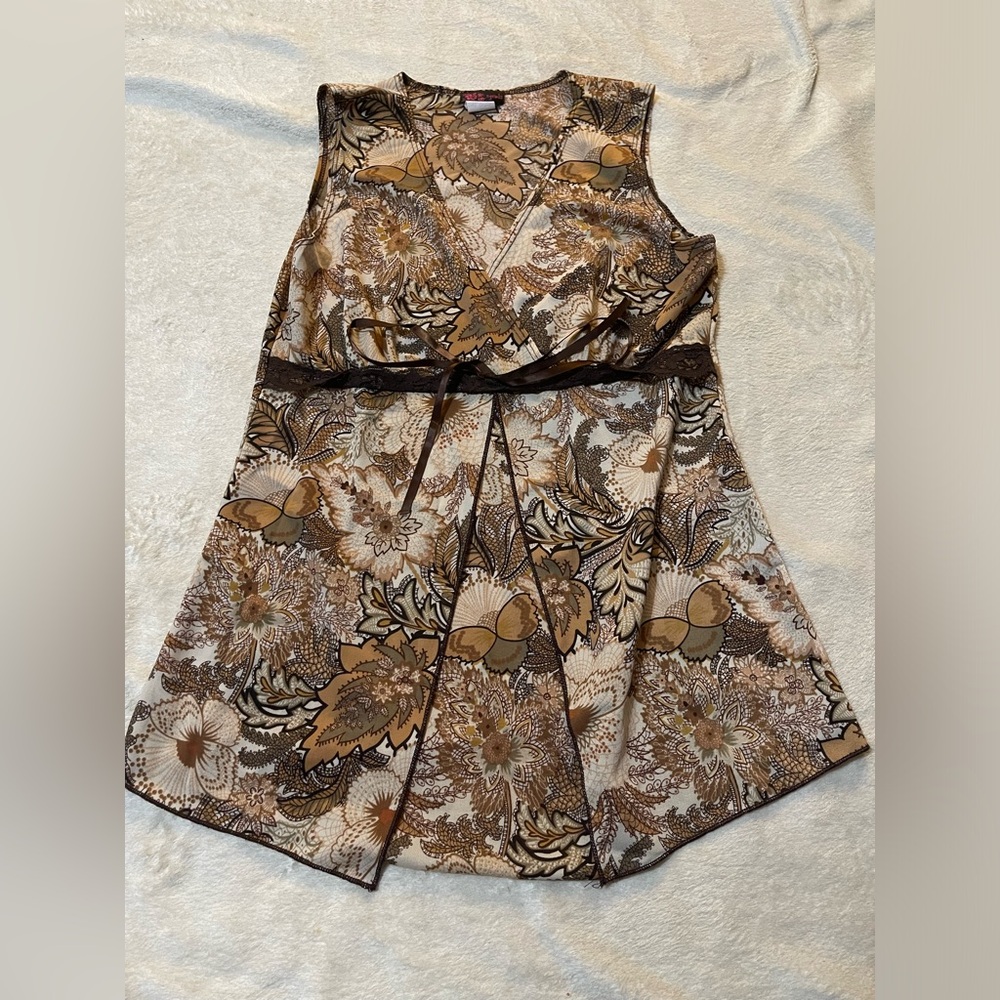 Floral shirt  brown short sleeve L